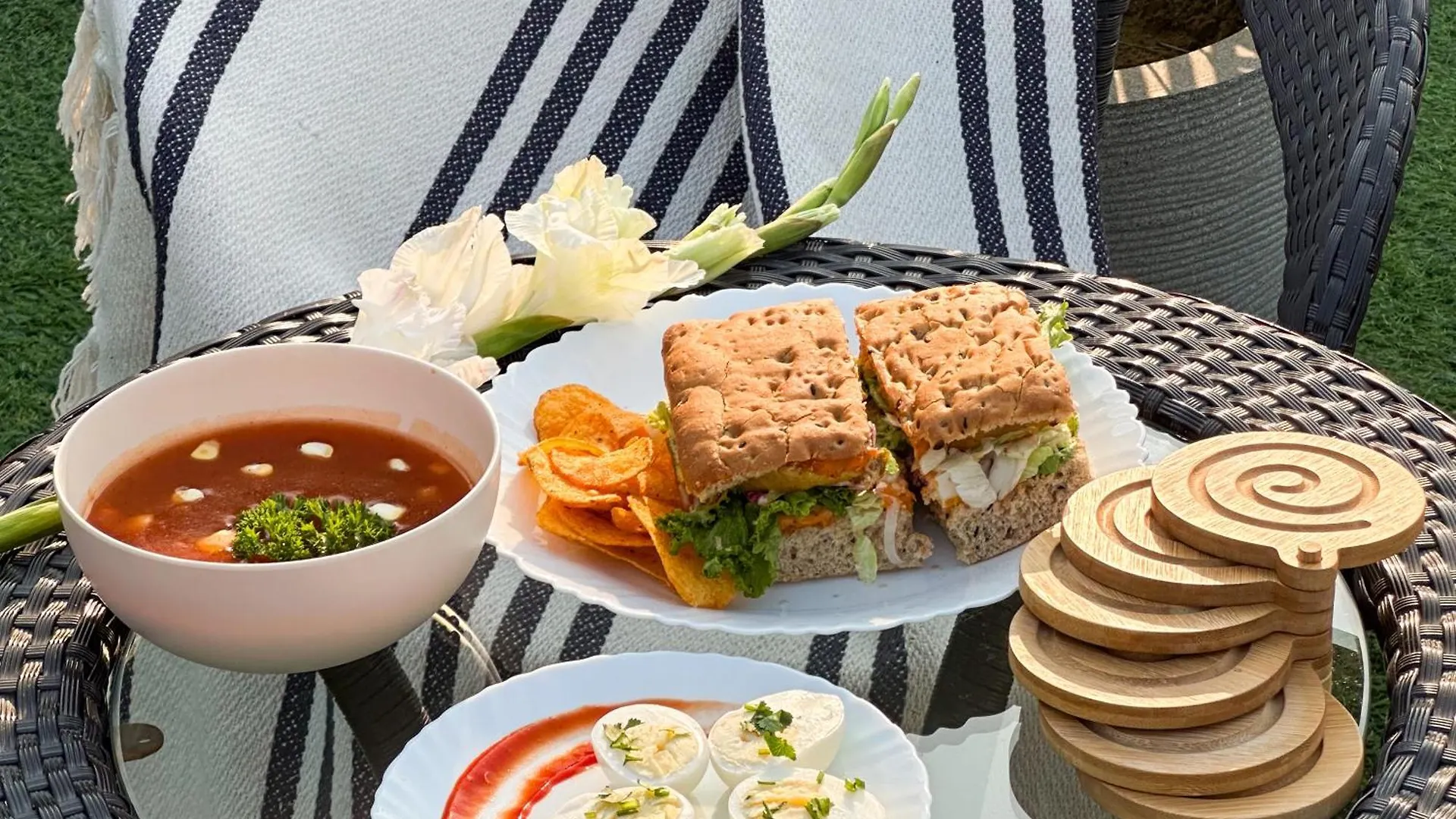 ホテル Housr Sector 42 Gurgaon Golf Course Road Near 42-43 Metro Station インド